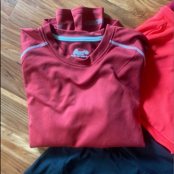 Exercise 🏋🏽 clothes bundle! - Picture 2 of 4